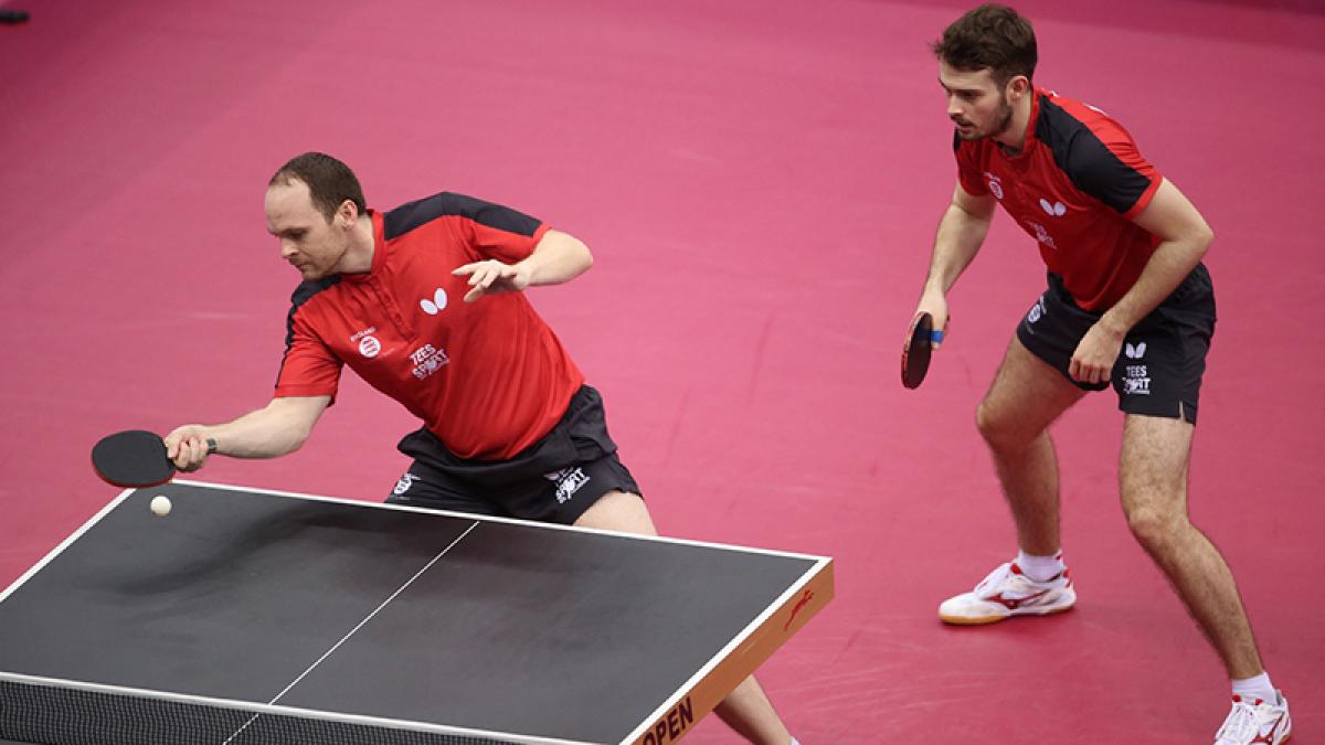 Drinkhall & Walker exit to Chinese pair