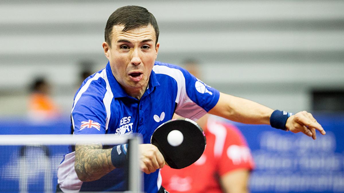Gold for Bayley and Davies in Italy